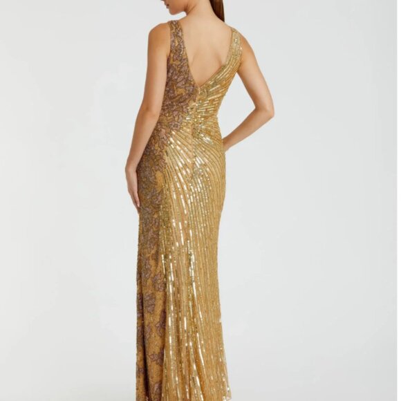 Mac Duggal Gold Beaded Floral Sleeveless Gown - Picture 2 of 4